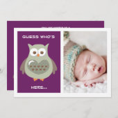 かわいい紫色のフクロウのベビーの発表の写真カード 招待状 (正面/裏面)