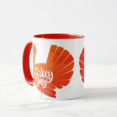 かわいい紫色の七面鳥の形と文字タイポグラフィマグカップ マグカップ (正面左)