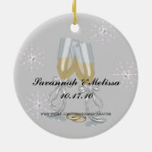 かわいい結婚した; 私達の初めてのクリスマス セラミックオーナメント (裏面)