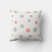 かわいい結婚記念日と名前のラブハート クッション (裏面)