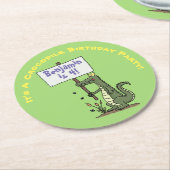 かわいい緑おもしろいのワニのユーモア漫画 ラウンドペーパーコースター (アングル)