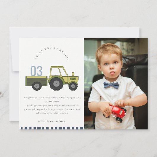 かわいい緑と青の農場トラクターの子供写真誕生日 サンキューカード (正面)