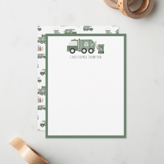 かわいい緑のごみ収集トラックの車両 子供の名前 ノートカード (正面/裏面インサイチュ)