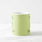 かわいい緑のアニメの漬物 コーヒーマグカップ (中央)