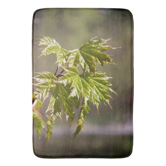 かわいい緑のカエデの枝葉小 バスマット (正面縦)