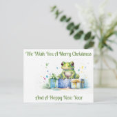 かわいい緑のカエルさん、お誕生日おめでとうございます！包装されたプレゼント付きですよ ポストカード (スタンド正面)