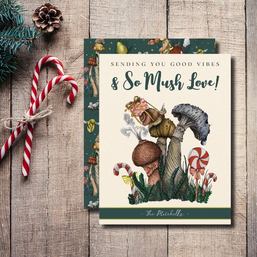 かわいい緑のカタツムリのキノコ良い雰囲気クリスマス シーズンカード