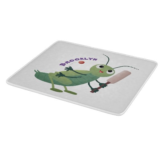 かわいい緑のクリケット昆虫漫画イラストレーション カッティングボード (角)