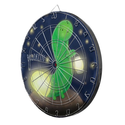 かわいい緑のグローの虫の漫画イラストレーション ダーツボード (正面右)