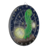 かわいい緑のグローの虫の漫画イラストレーション ダーツボード (正面左)