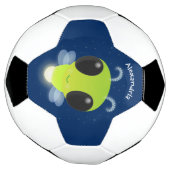 かわいい緑のグローブバグ蛍の漫画イラストレーション サッカーボール (回転)