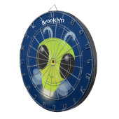 かわいい緑のグローブバグ蛍の漫画イラストレーション ダーツボード (正面右)