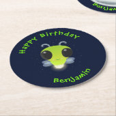 かわいい緑のグローブバグ蛍の漫画イラストレーション ラウンドペーパーコースター (アングル)