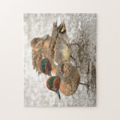 かわいい緑の翼のティール(緑がかった色) ジグソーパズル (縦)