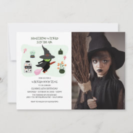 かわいい緑の魔女の誕生日パーティーの写真 招待状