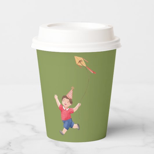 かわいい編集可能グリーンピクニック誕生日キッズガーデン 紙コップ (正面)