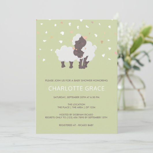 かわいい羊と子羊の赤パーソナライズされたちゃんシャワー 招待状 (スタンド正面)