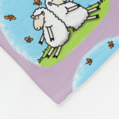 かわいい羊の友人と蝶の漫画 フリースブランケット (角)