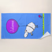 かわいい羊の風船の漫画ユーモアイラストレーション ビーチタオル (正面)