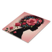 かわいい美しい女性の家庭用陶芸品を作る タイル (側面)