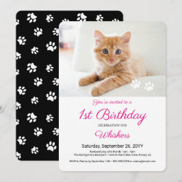 かわいい肉球のプリント オーダーメイド ペットの誕生日パーティーの写真 招待状