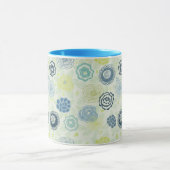 かわいい花が付いているスタイリッシュな花パターン マグカップ (中央)