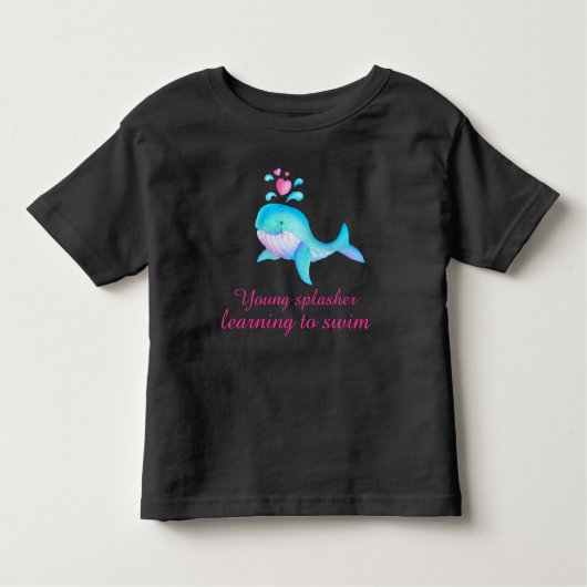 かわいい若いスプラッシャー女の子ピンクのアクアクジラTシャツ トドラーTシャツ (正面)