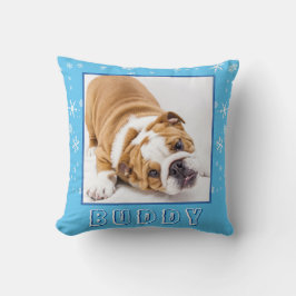 かわいい英国のブルドッグがスノーフレーク·クリスマスドッグの写真 クッション