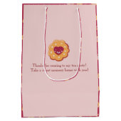 かわいい茶パーティーピンク誕生日ありがとう ミディアムペーパーバッグ (裏面)