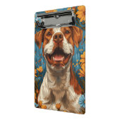 かわいい茶色と白の犬と花 ミニクリップボード (アングル2)