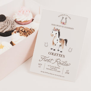 かわいい茶色の馬 ファーストロデオ 1歳の誕生日 招待状