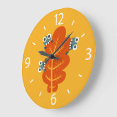 かわいい虫は秋の葉を食べます ラージ壁時計 (傾斜)