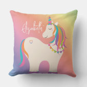 かわいい虹のユニコーンパーソナライズされた名 クッション (正面)