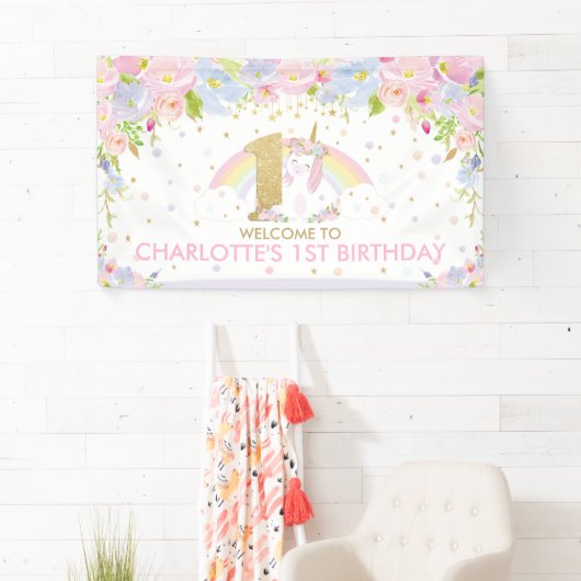 かわいい虹の一角獣（ユニコーン）の1歳目の誕生日のおかげ 横断幕 (インサイチュ)