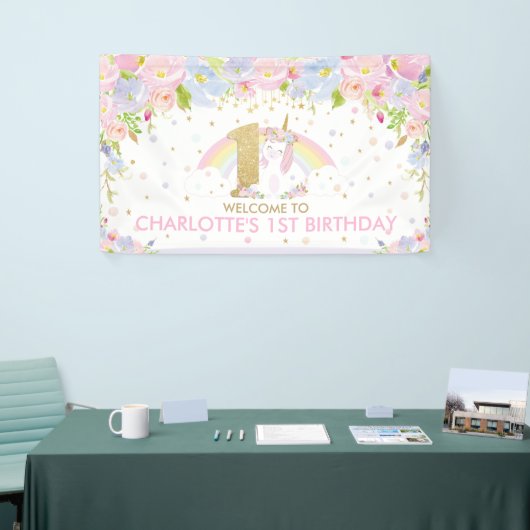 かわいい虹の一角獣（ユニコーン）の1歳目の誕生日のおかげ 横断幕 (トレードショー)