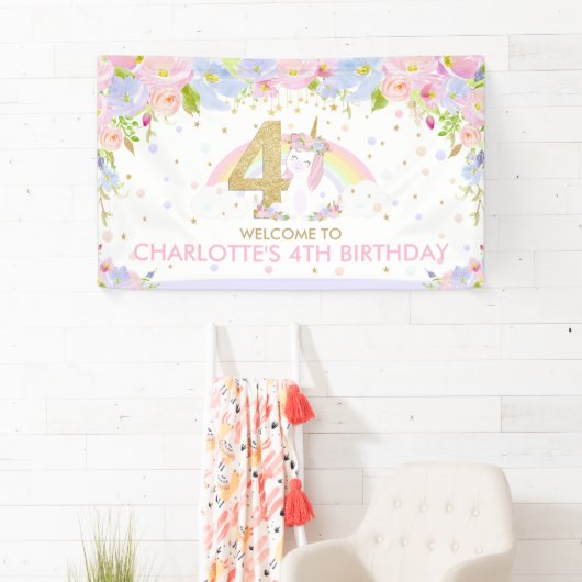 かわいい虹の一角獣（ユニコーン）の4歳誕生日の背景 横断幕 (インサイチュ)