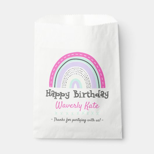 かわいい虹の誕生日パーティーと子供の名前 フェイバーバッグ (正面)