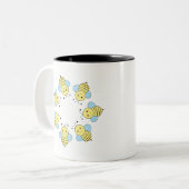 かわいい蜂の輪 ツートーンマグカップ (正面左)