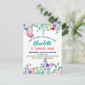 かわいい蝶々 水玉 花 フラワーの誕生日 ポストカード (スタンド正面)