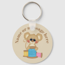 かわいい裁縫マウスの名前またはメッセージキーチェーンの追加