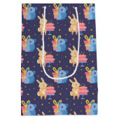 かわいい誕生日の動物ミディアム抱き枕 ミディアムペーパーバッグ (裏面)