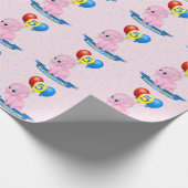 かわいい誕生日の女の子のピンクのベビーのトリケラトプスディーノ ラッピングペーパー (角)