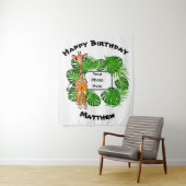 かわいい誕生日サファリのキリン  | 熱帯の森で タペストリー (インサイチュ)