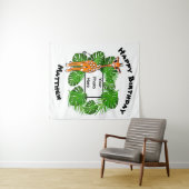 かわいい誕生日サファリのキリン  | 熱帯の森 タペストリー (インサイチュ(横))