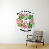 かわいい誕生日サファリのキリン  | 熱帯の森 タペストリー (インサイチュ)