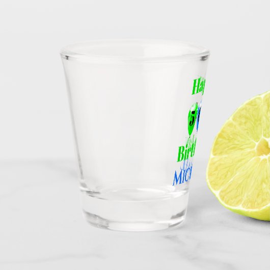 かわいい誕生日バルーン名前の年齢を追加 ショットグラス (左)