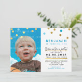 かわいい誕生日パーティー招待状ブルーフェイク金ゴールドスポットボーイ 招待状 (スタンド正面)