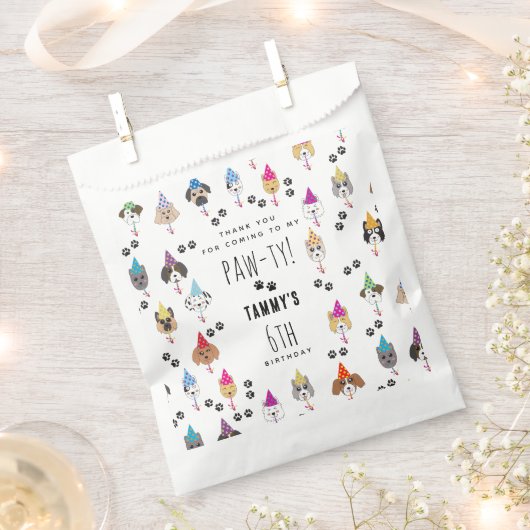 かわいい誕生日パーティー犬たち フェイバーバッグ (クリップ留めされた状態)
