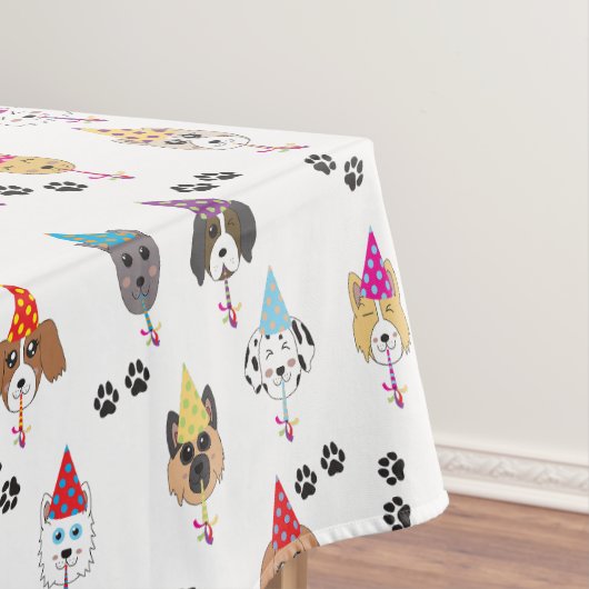かわいい誕生日パーティー犬のパターン テーブルクロス (インサイチュ)