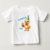 かわいい誕生日プレゼント一羽 ベビーTシャツ (正面)